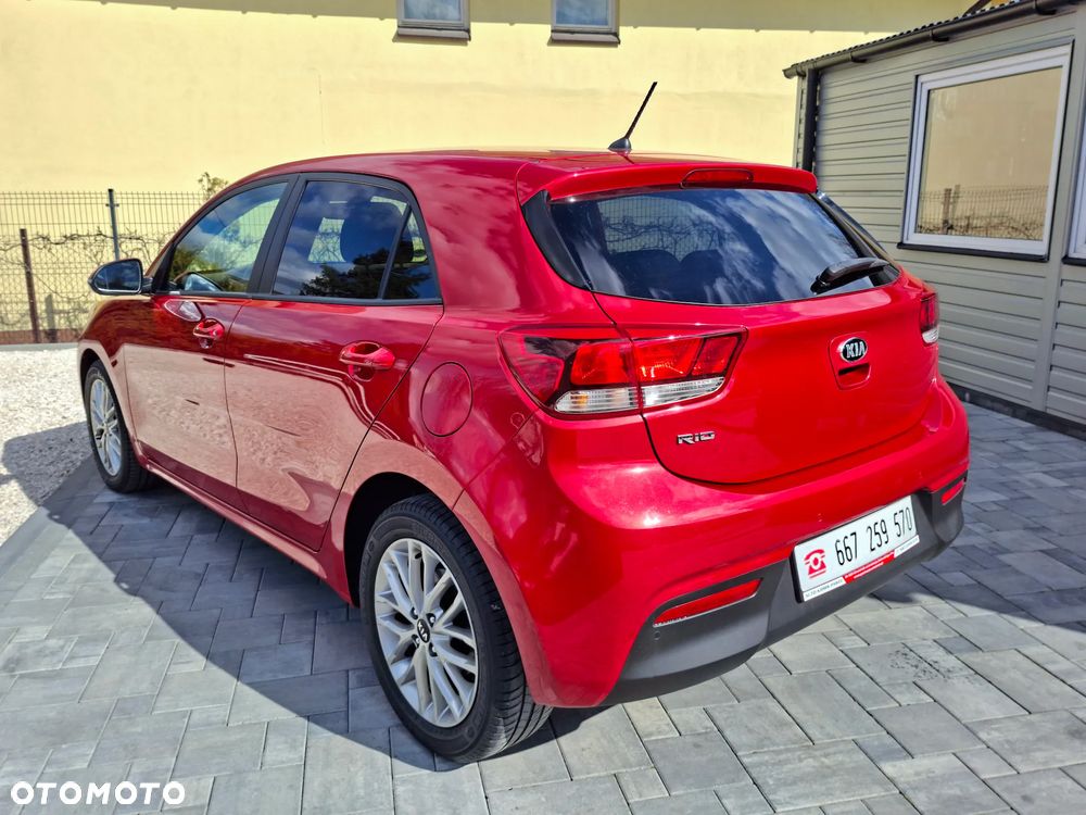 Kia Rio 1.2 Dream Team Edition - 8