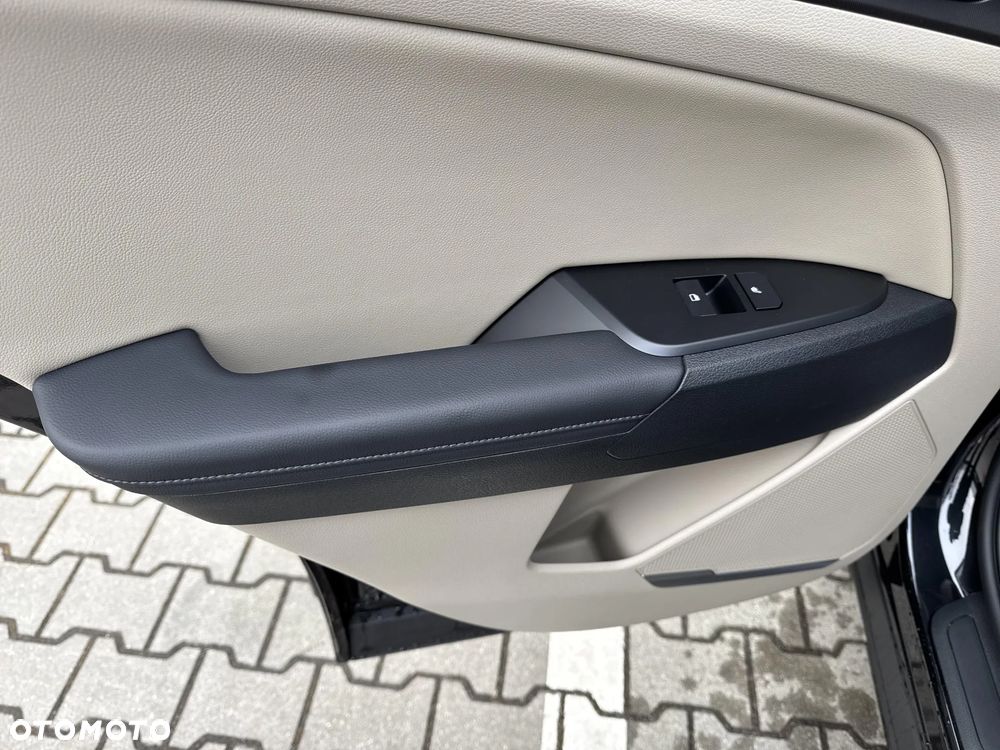 Kia Sportage 1.6 T-GDI MHEV Business Line 2WD DCT - 16