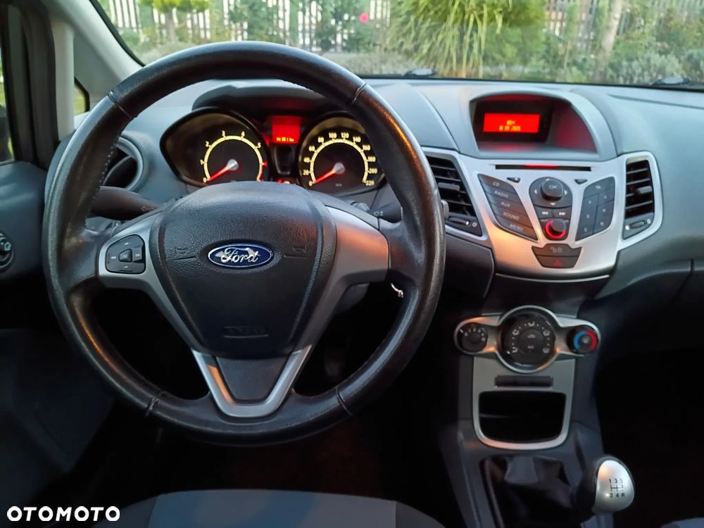 Ford Fiesta 1.25 Viva - 11
