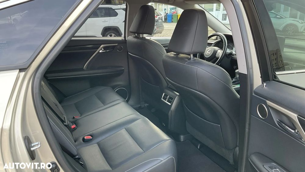 Lexus Seria RX 450h Aut. Executive Plus - 34