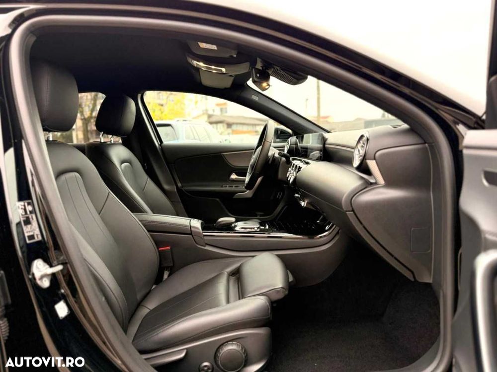 Mercedes-Benz A - 19