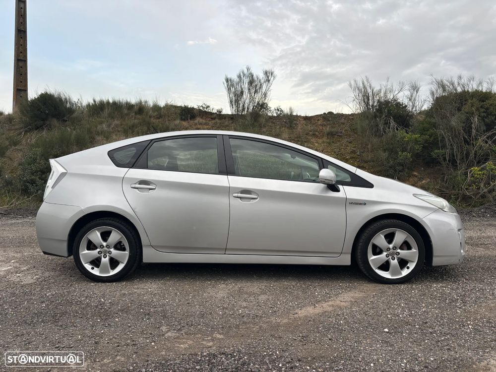 Toyota Prius 1.8 Premium - 34