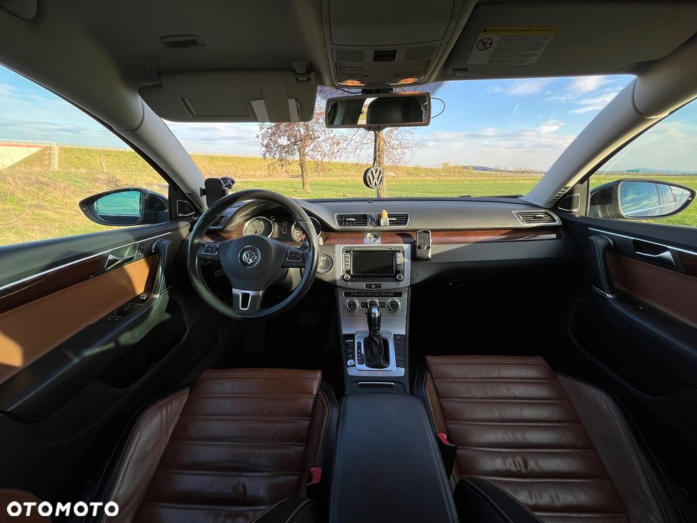 Volkswagen Passat 2.0 TSI Highline DSG - 9