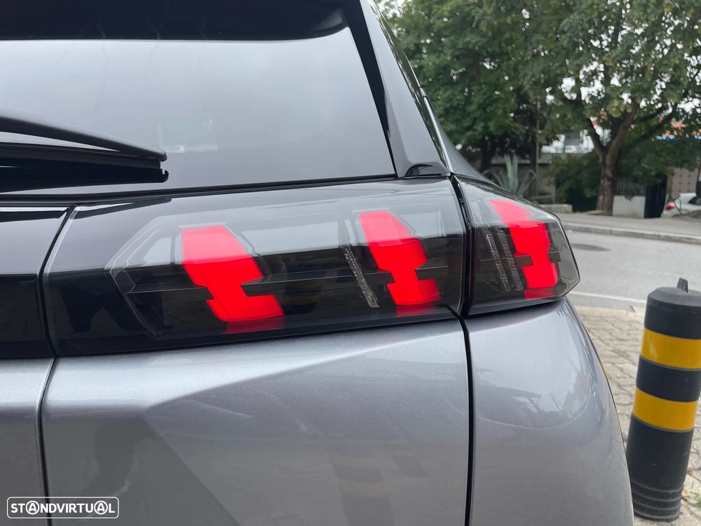 Peugeot e-2008 Allure Pack - 17