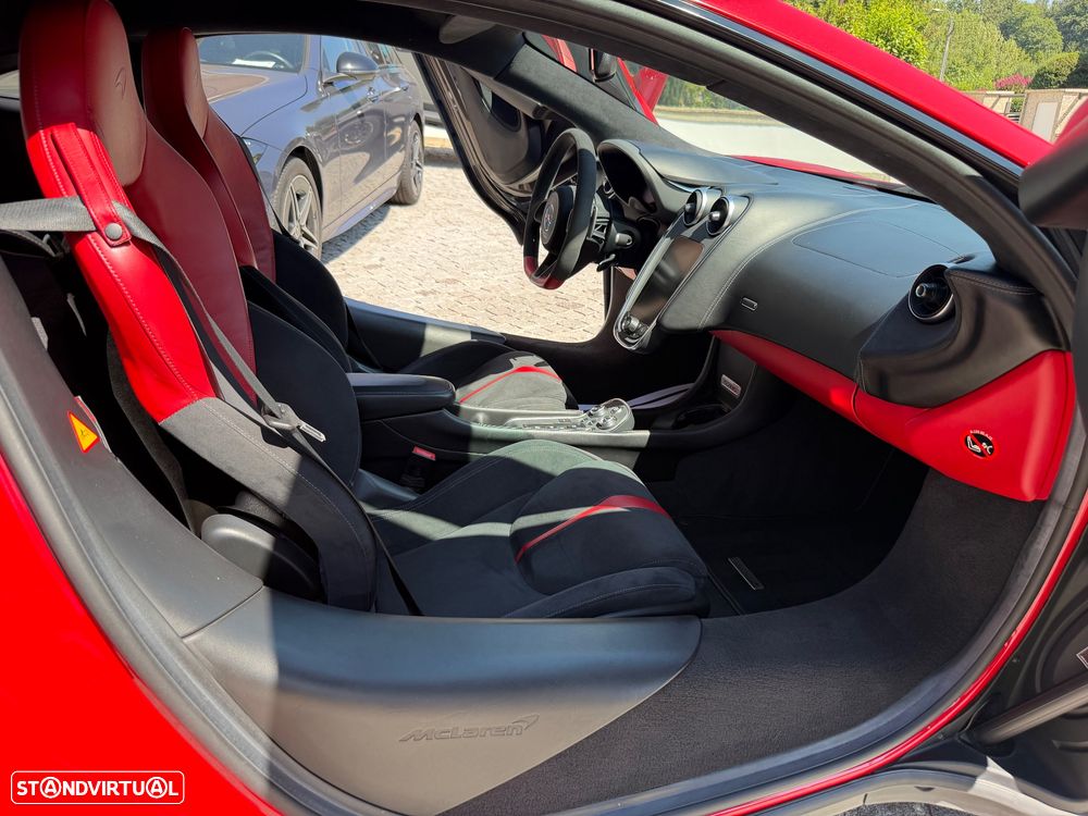 McLaren 570 - 12