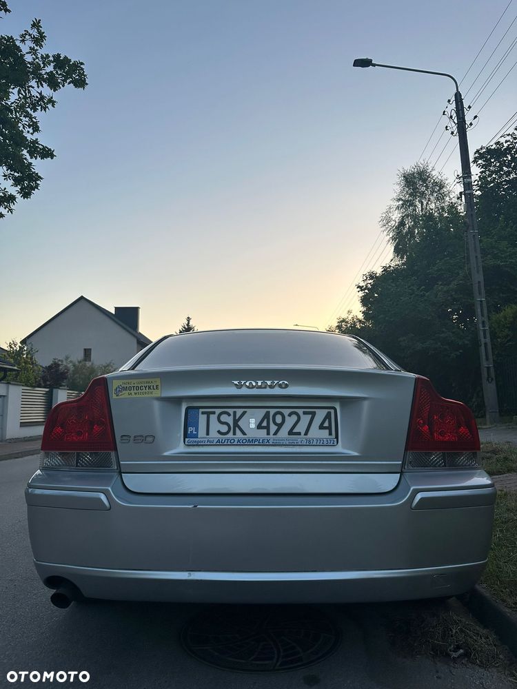 Volvo S60 2.4 Summum - 24