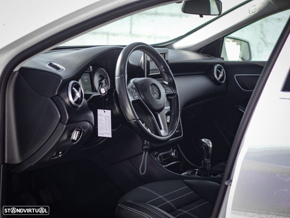 Mercedes-Benz A 180 - 17