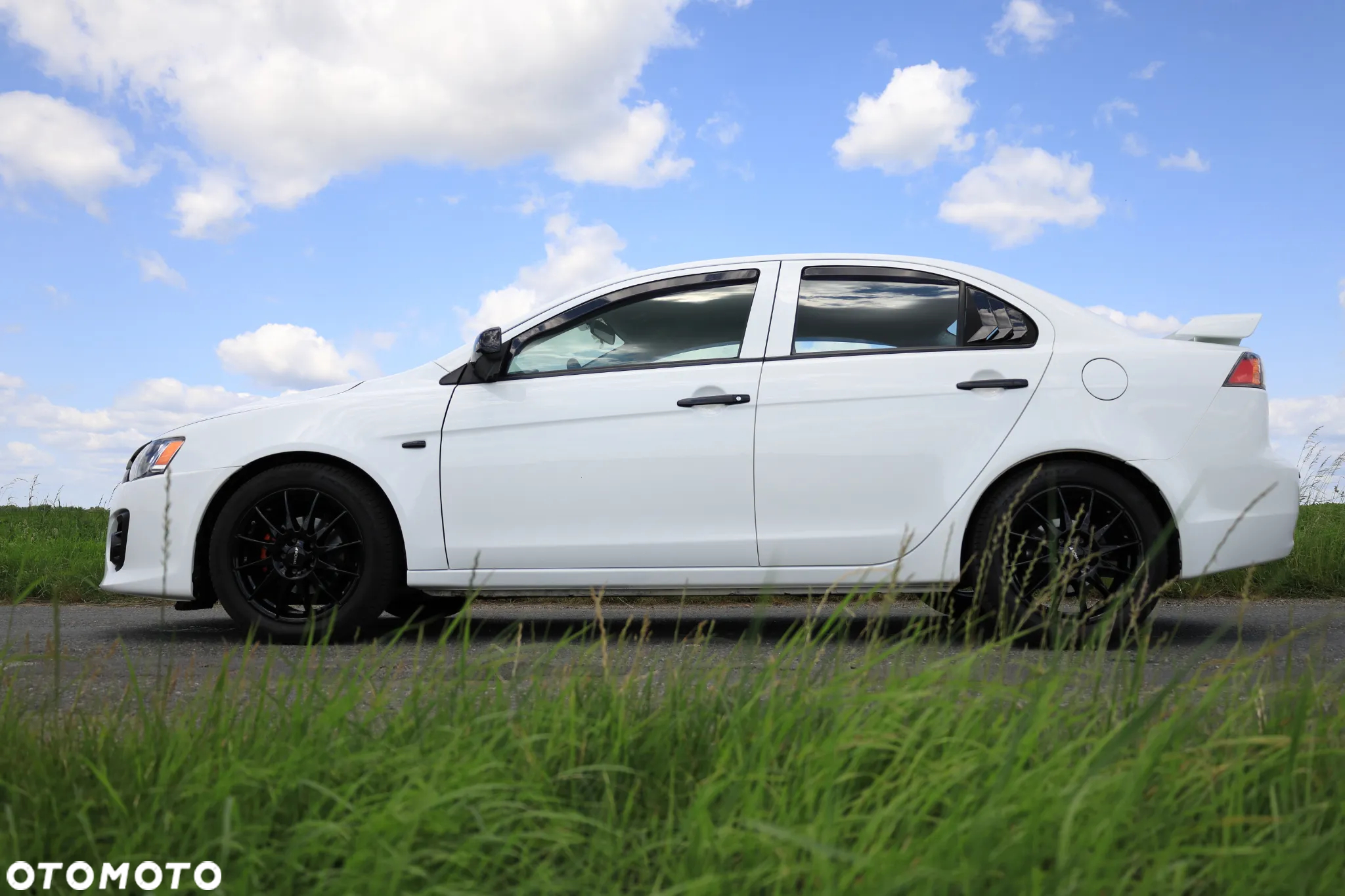 Mitsubishi Lancer 1.6 Invite - 13