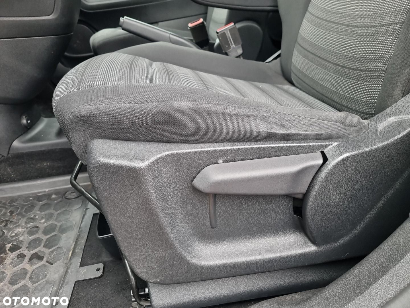 Opel Combo Life 1.5 CDTI Enjoy S&S - 19