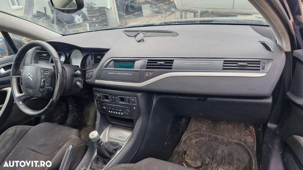 Dezmembrari Citroen C5 an 2010 motor 2.0 Hdi cod RH01 Euro 5 - 5