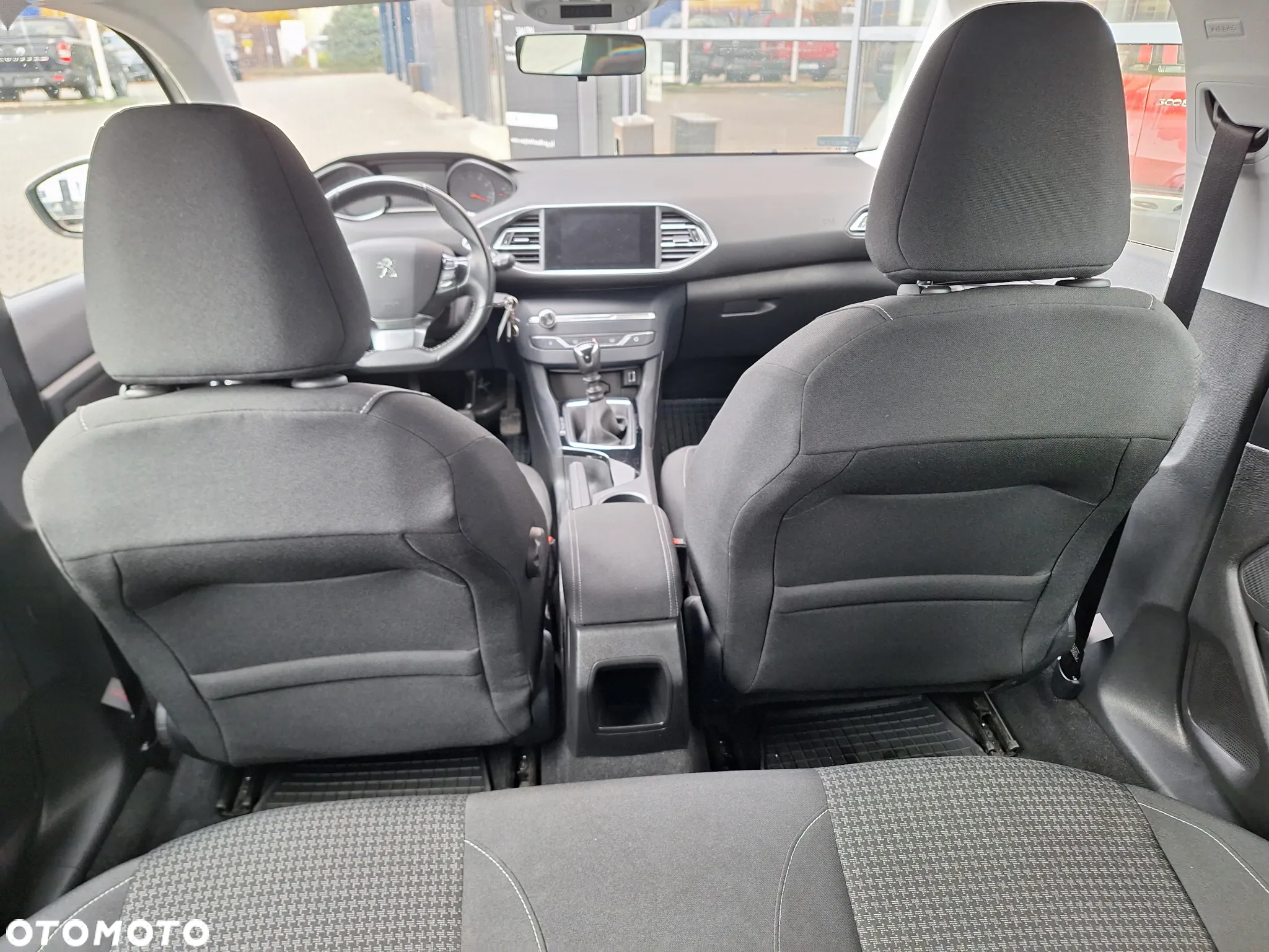 Peugeot 308 1.2 PureTech Business Line S&S - 8