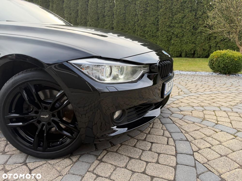 BMW Seria 3 328i xDrive Sport-Aut Modern Line - 3