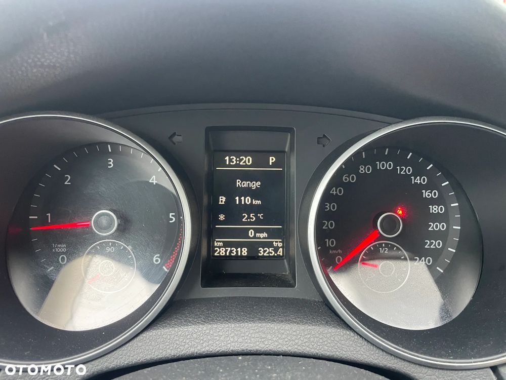 Volkswagen Golf 2.0 TDI DPF DSG Comfortline - 17