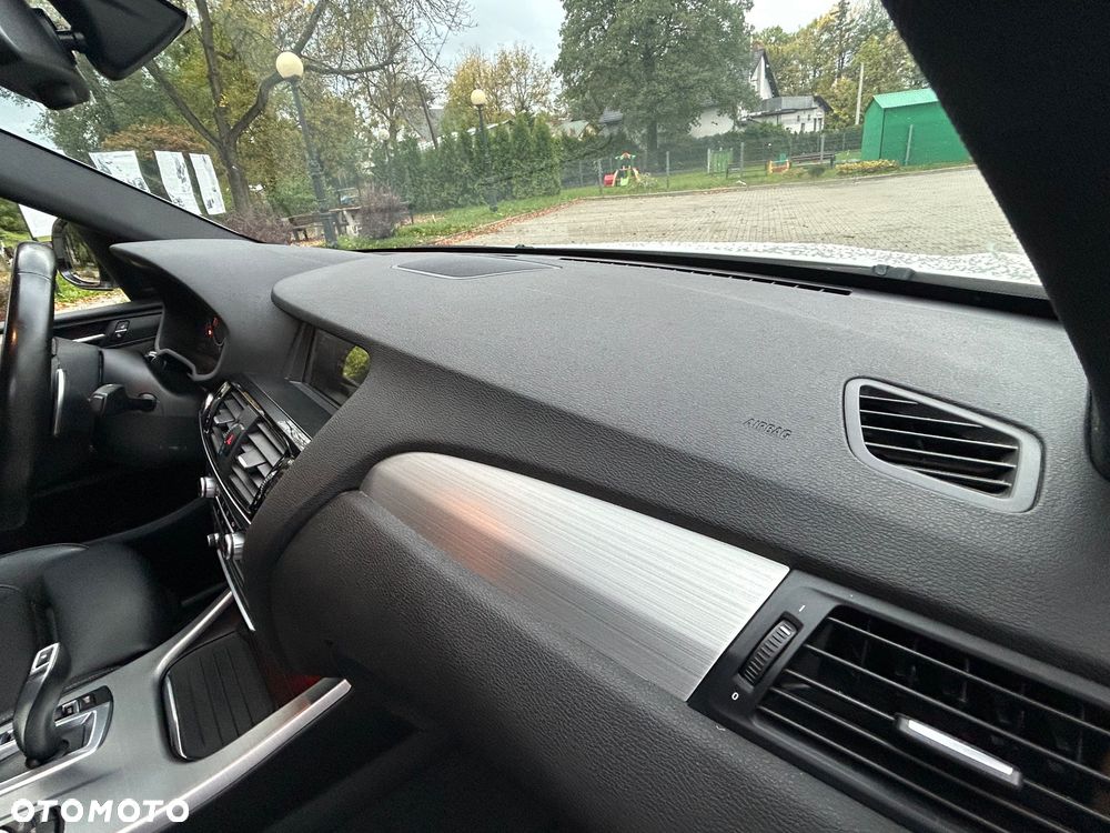 BMW X4 - 15