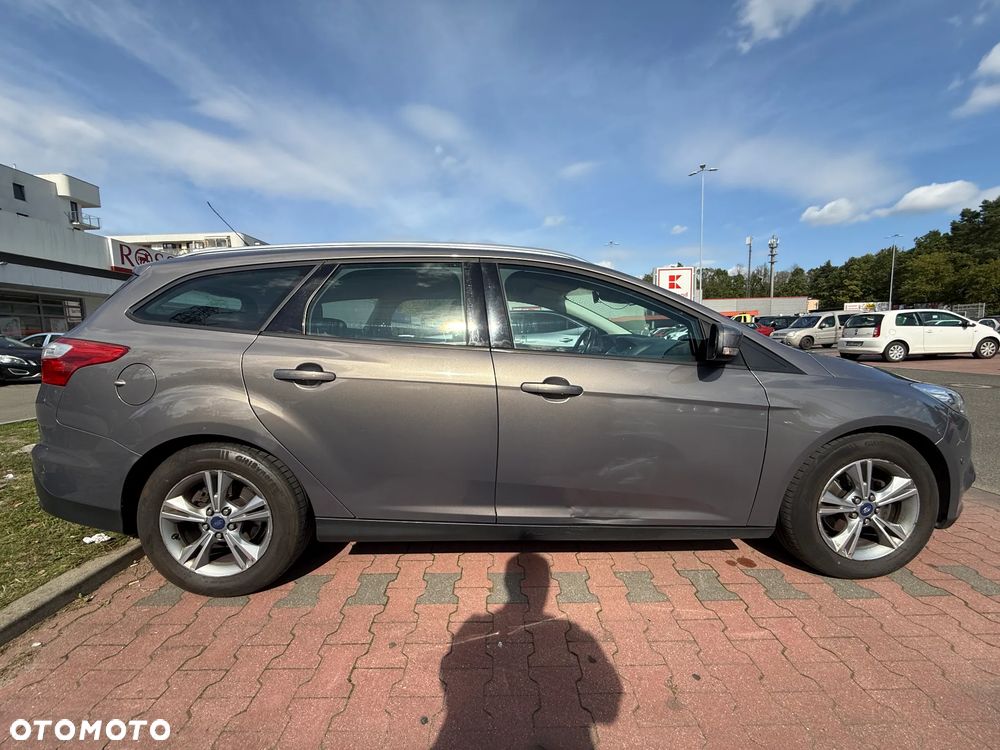 Ford Focus 1.0 EcoBoost Edition - 5