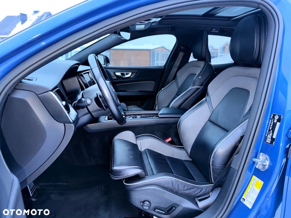 Volvo S60 T6 AWD Geartronic RDesign - 14