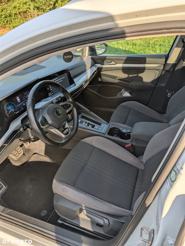 Volkswagen Golf - 14