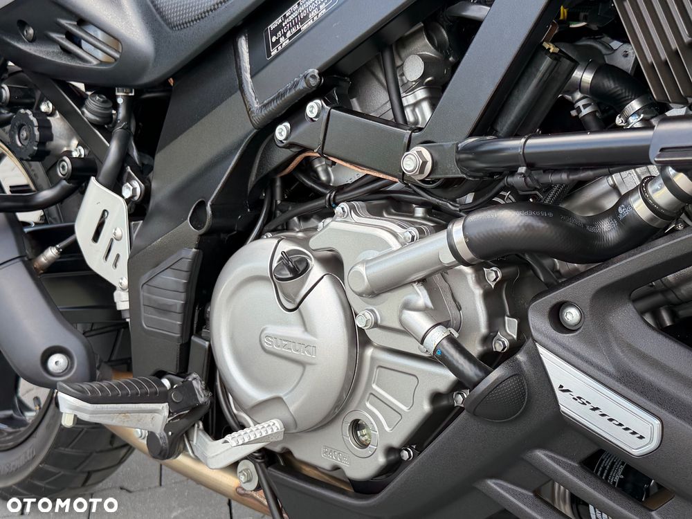Suzuki V-STROM - 19
