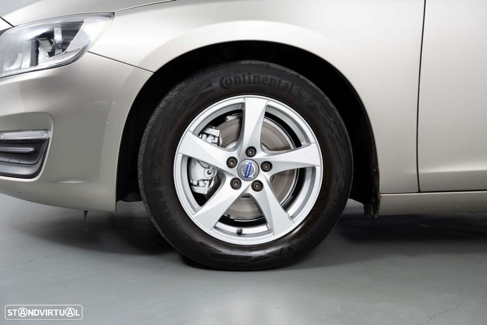 Volvo V60 2.0 D4 Kinetic - 17