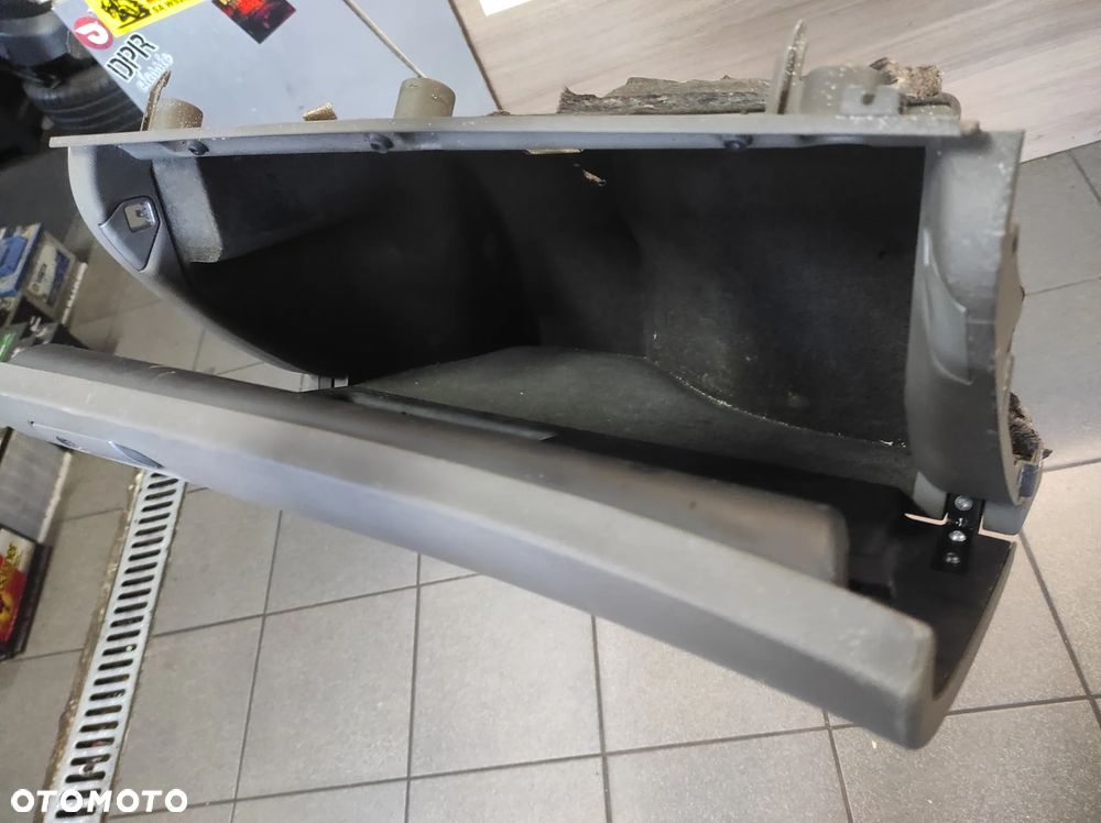 SCHOWEK PASAŻERA AUDI A4 B6 B7 SWING SZARY 8E0 CAŁY WYSYŁKA !!! - 4