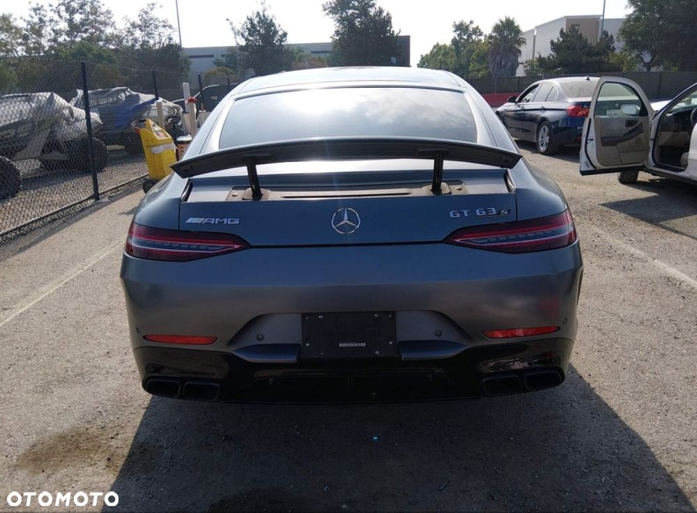 Mercedes-Benz AMG GT - 6