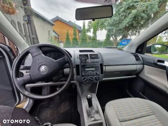 Volkswagen Polo - 4