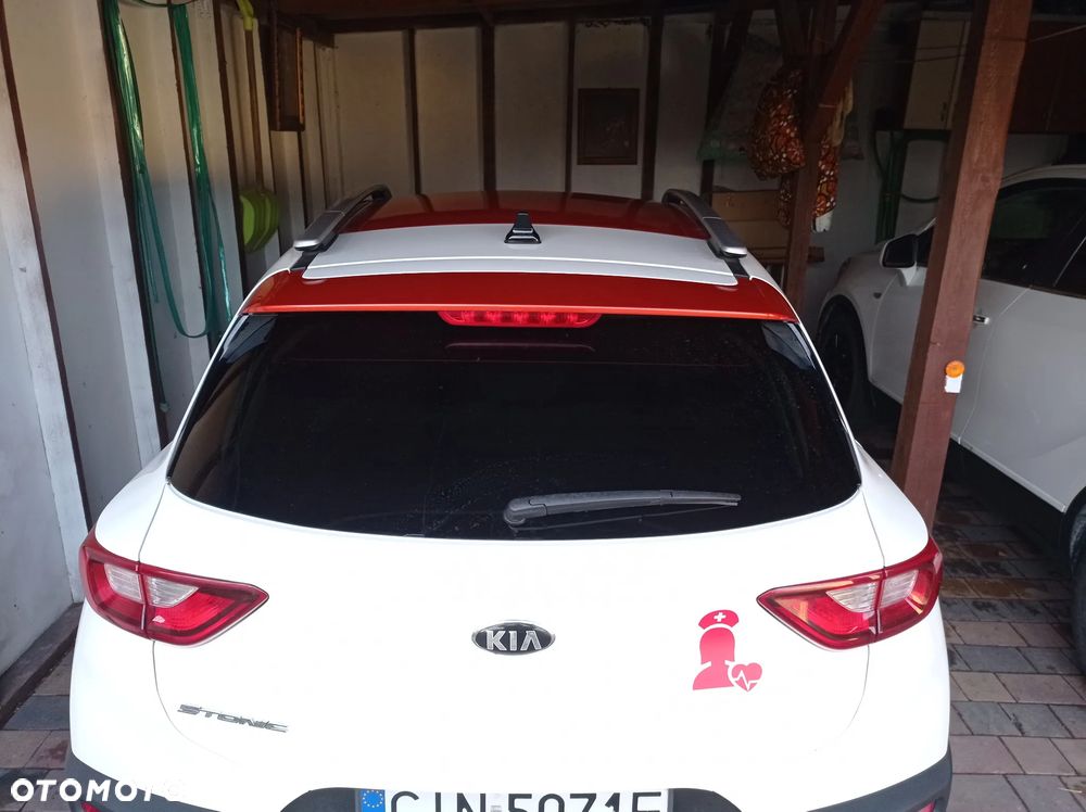 Kia Stonic 1.2 L - 16