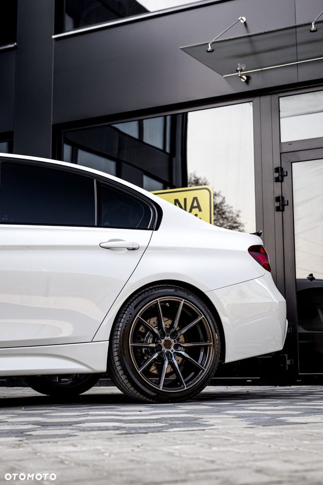 BMW Seria 3 - 25