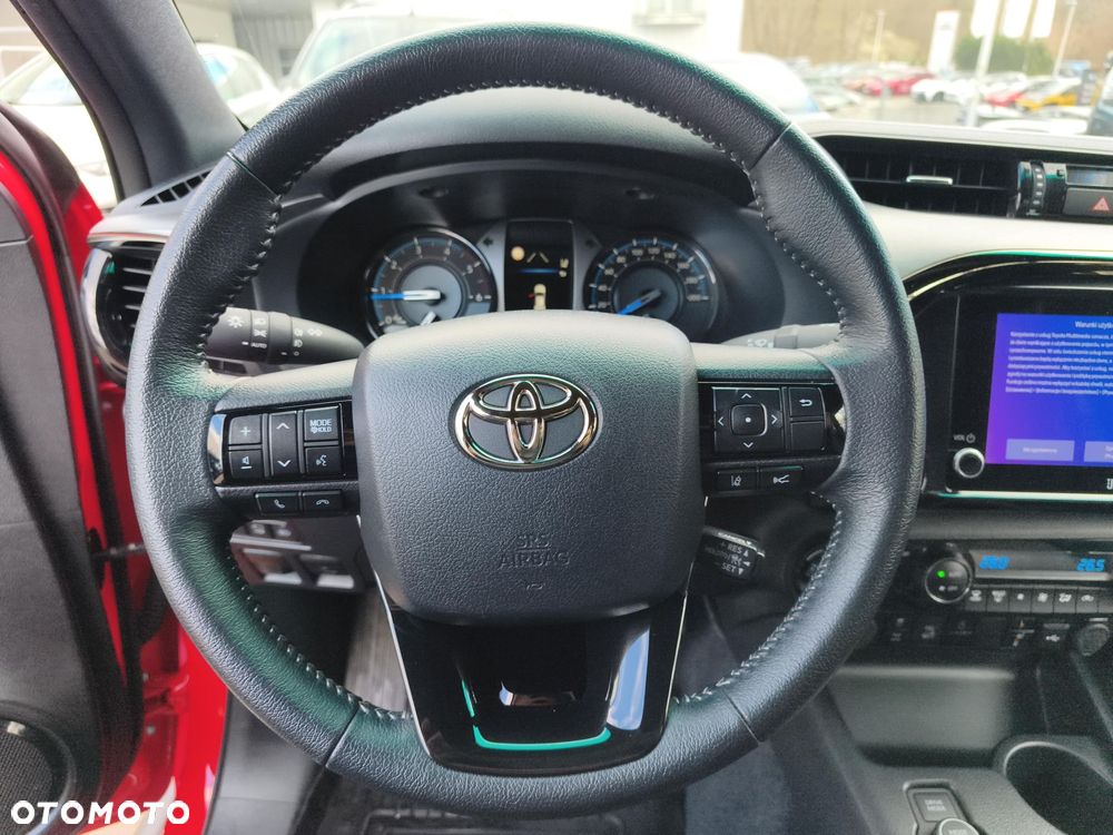 Toyota Hilux - 17