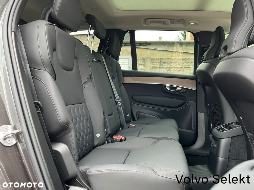 Volvo XC 90 - 16