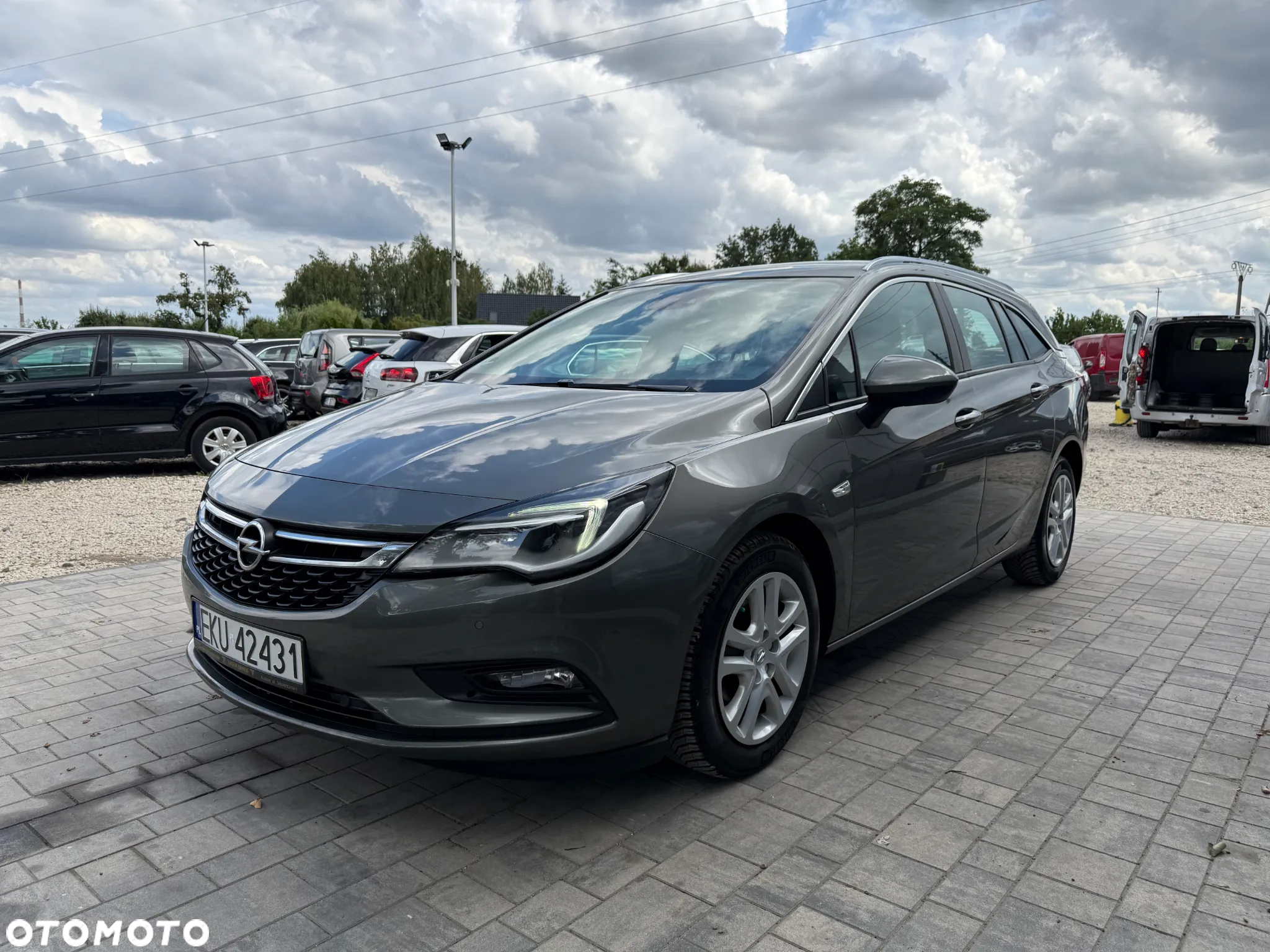 Opel Astra 1.6 CDTI Active - 14