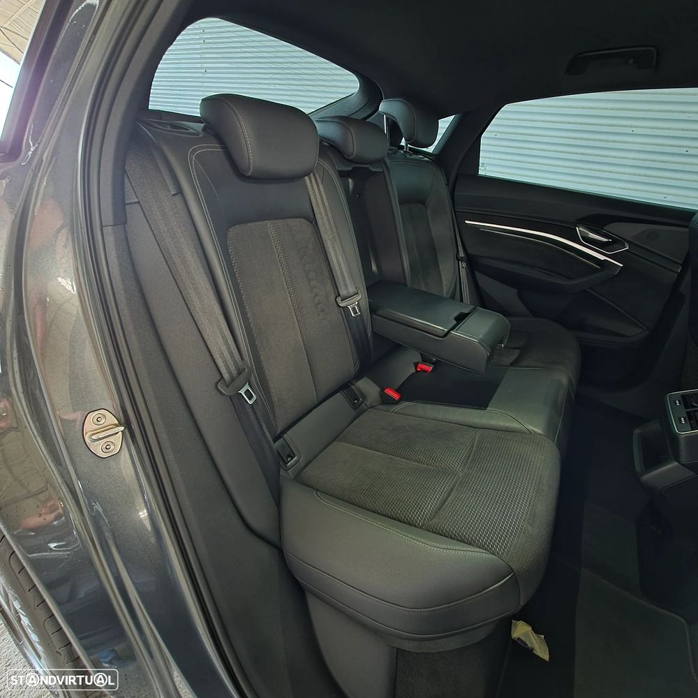 Audi e-tron Sportback 55 quattro S line - 25