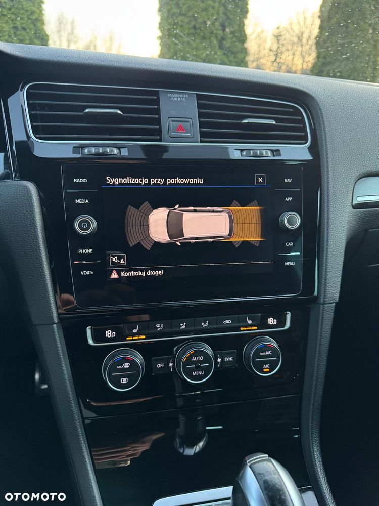 Volkswagen Golf GTD (BlueMotion Technology) DSG - 17