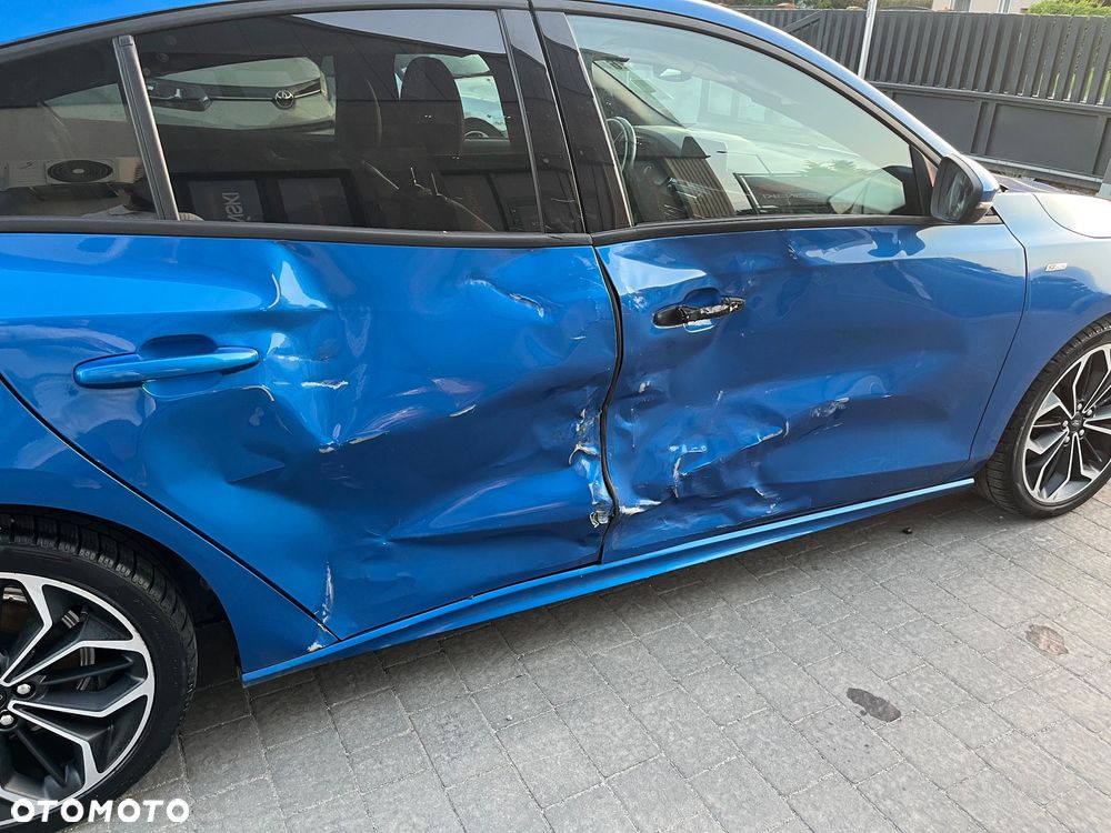 Ford Focus - 12