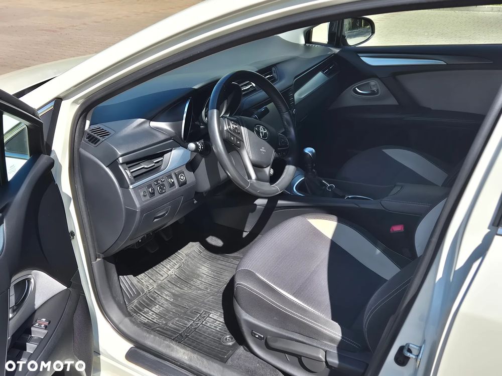 Toyota Avensis 1.8 Prestige - 7