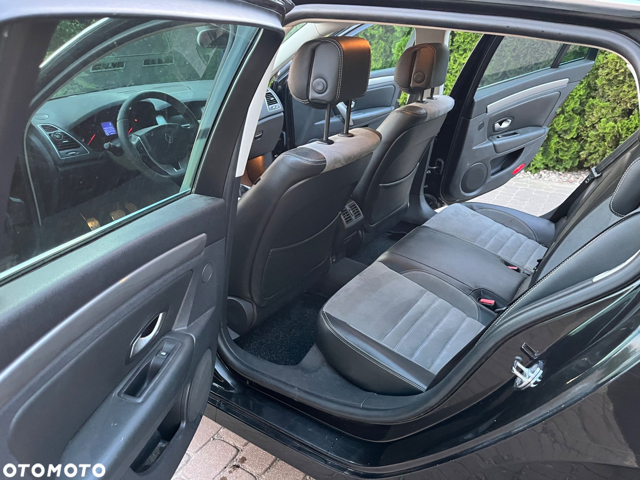 Renault Laguna 2.0 dCi FAP Dynamique - 14