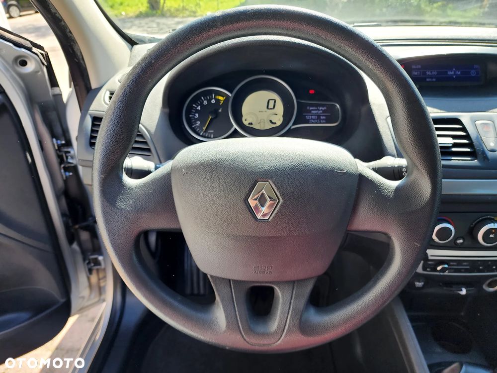 Renault Megane 1.6 16V 100 J'taime - 19