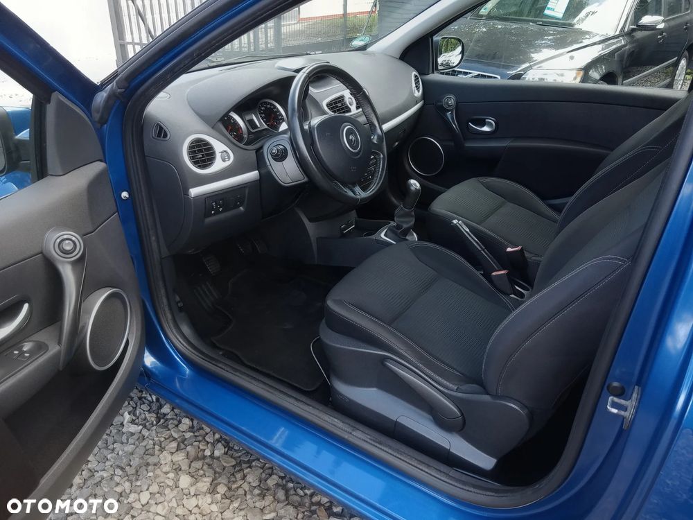 Renault Clio 1.2 16V 75 Expression - 5