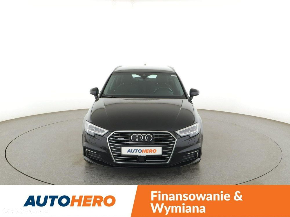 Audi A3 Sportback 40 e-tron S tronic - 12