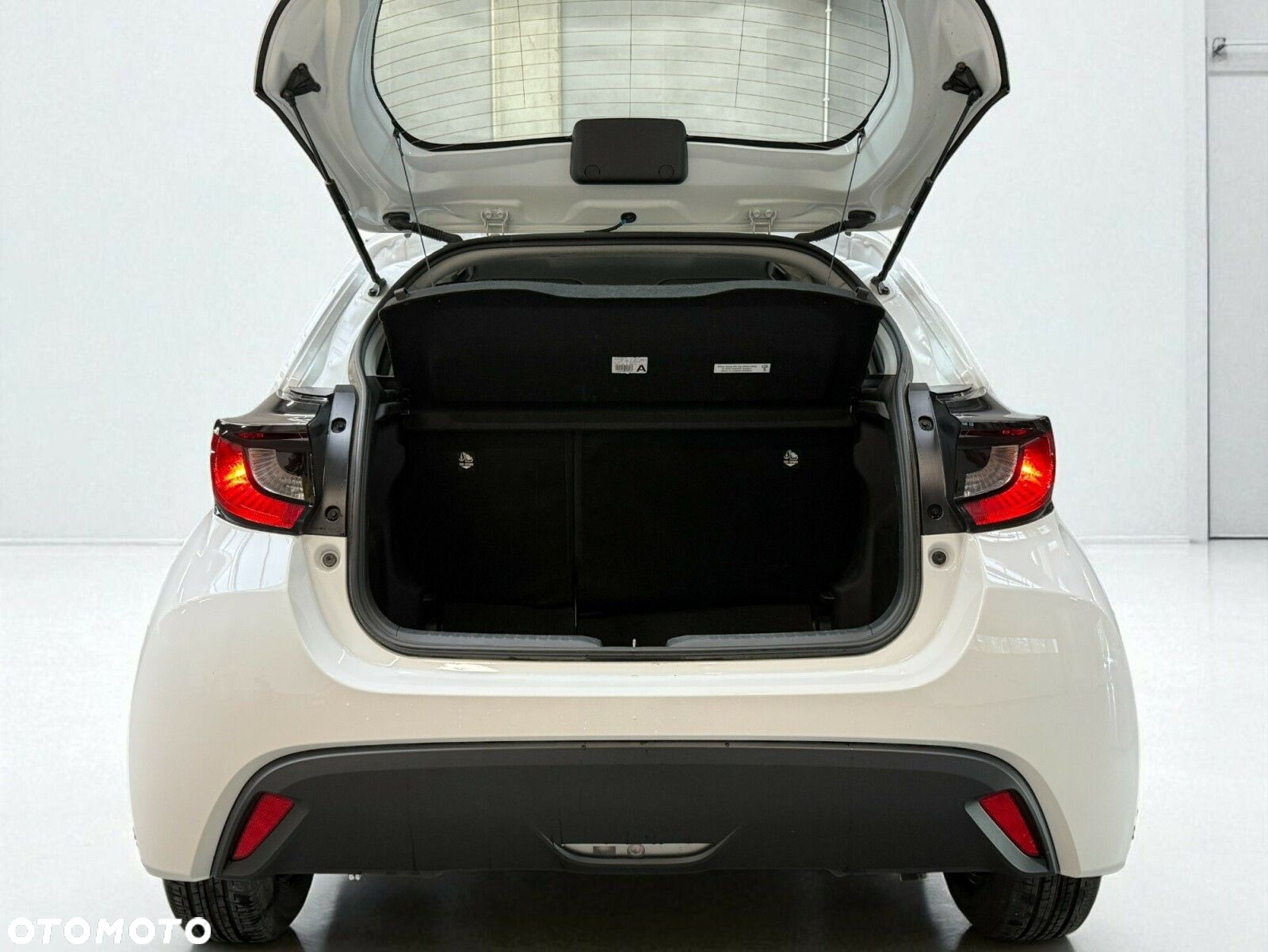 Toyota Yaris - 9