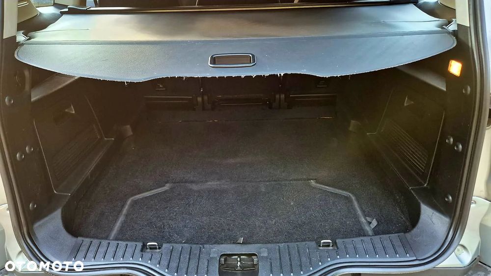 Ford S-Max 2.0 TDCi Trend - 17