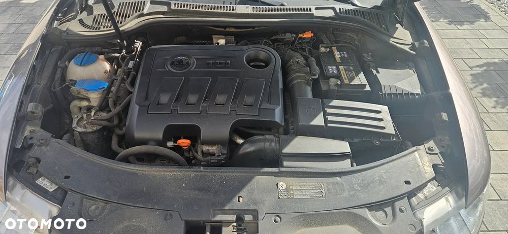 Skoda Superb 2.0 TDI Platinum - 14