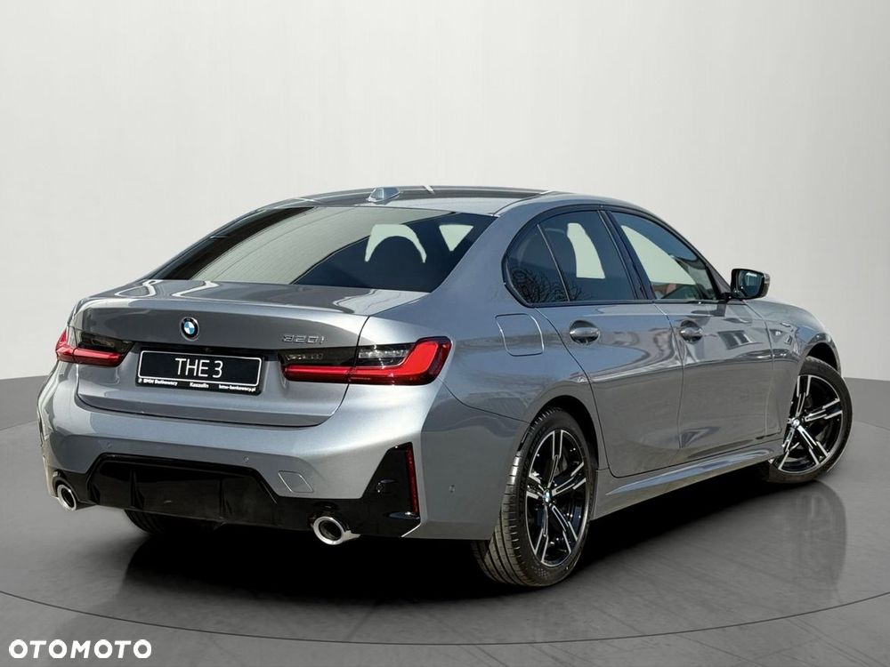 BMW Seria 3 320i M Sport - 4