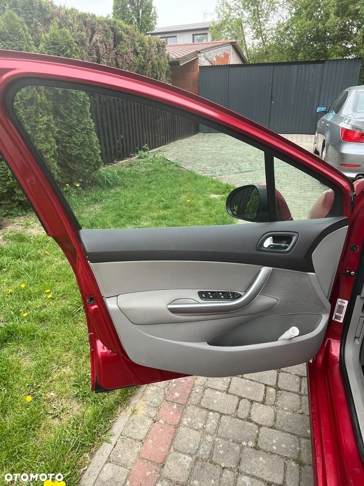 Peugeot 308 1.6 Premium - 5
