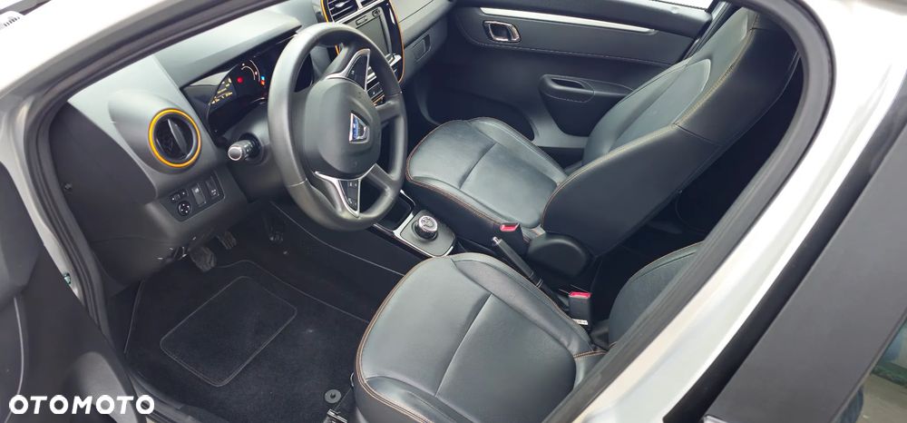 Dacia Spring - 14