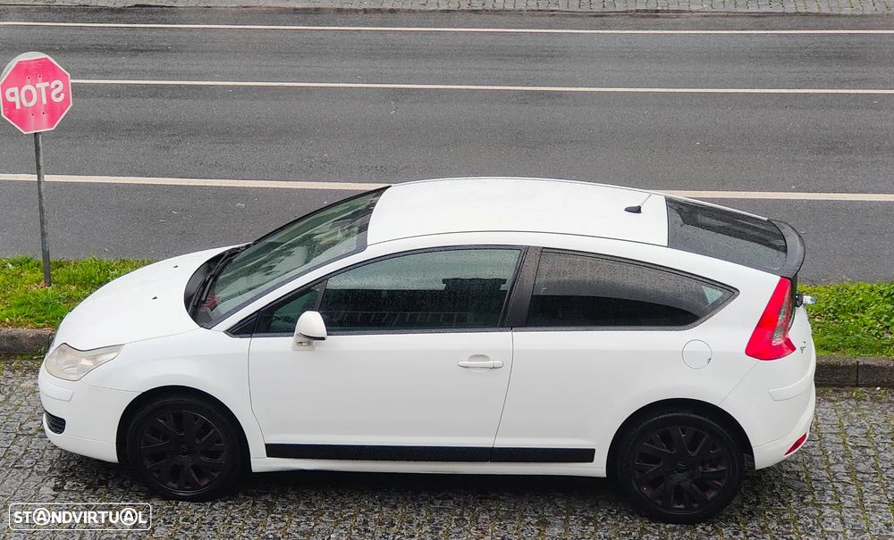 Citroën C4 1.6 HDi 110 VTR Pack - 4