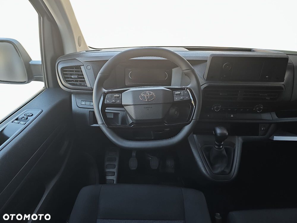 Toyota ProAce - 11