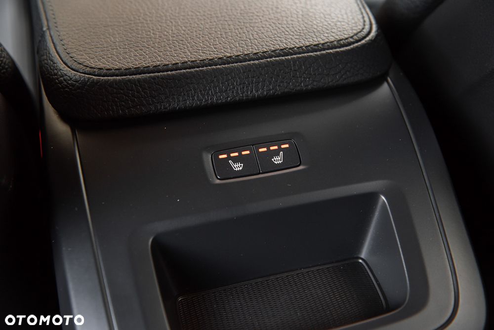 Volvo V90 D3 AWD Geartronic Inscription - 30