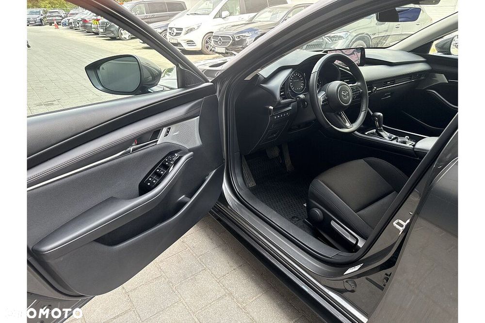 Mazda 3 - 6
