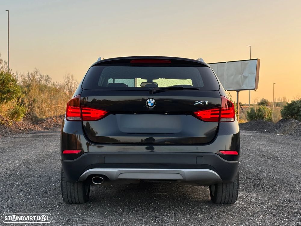 BMW X1 16 d sDrive xLine - 29